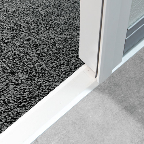 Optional aluminium strip threshold