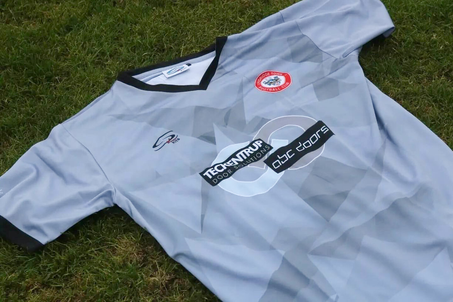 Longridge Town FC Keepers Kit